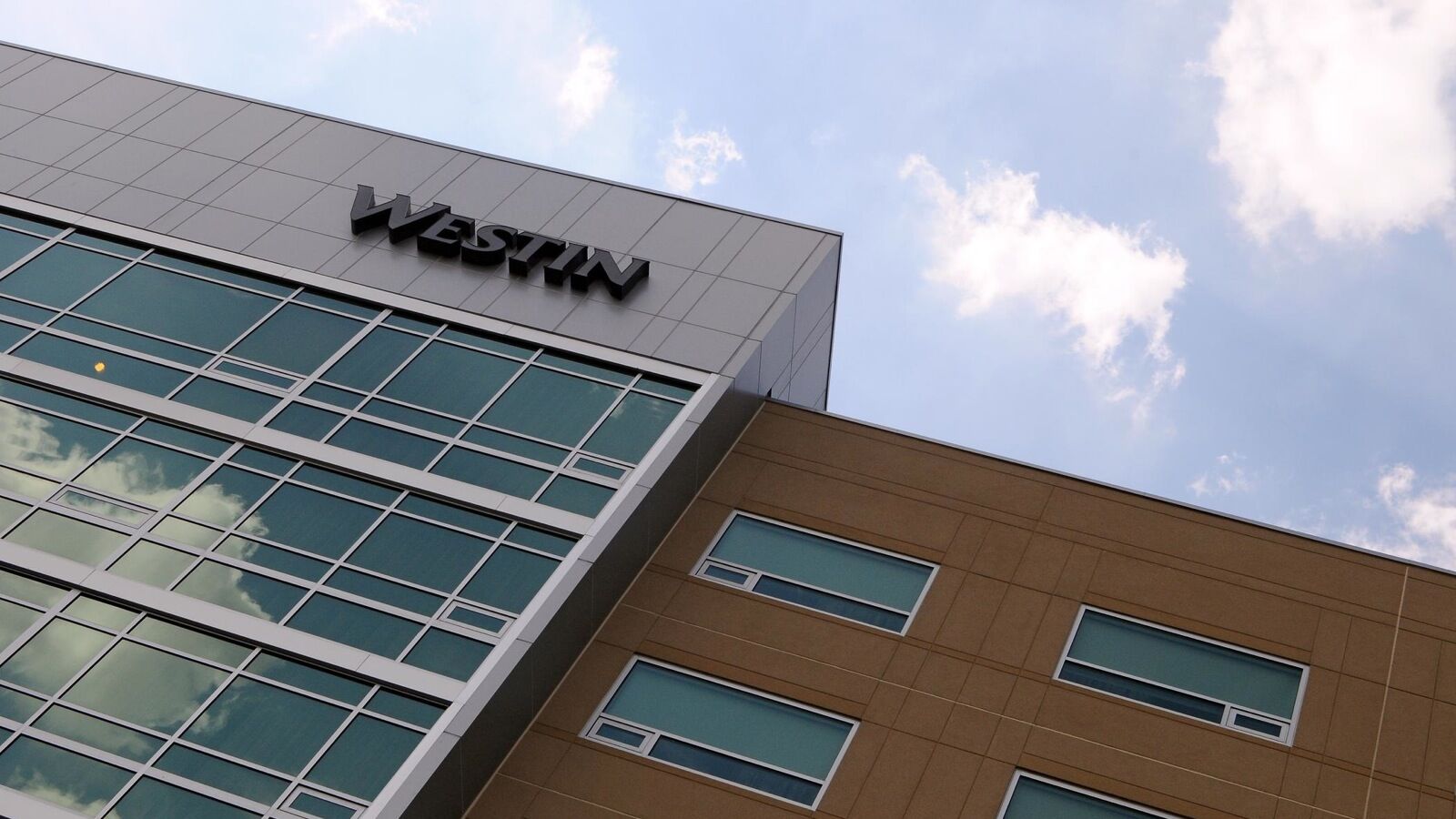 The Westin Mount Laurel Hotel Exterior photo